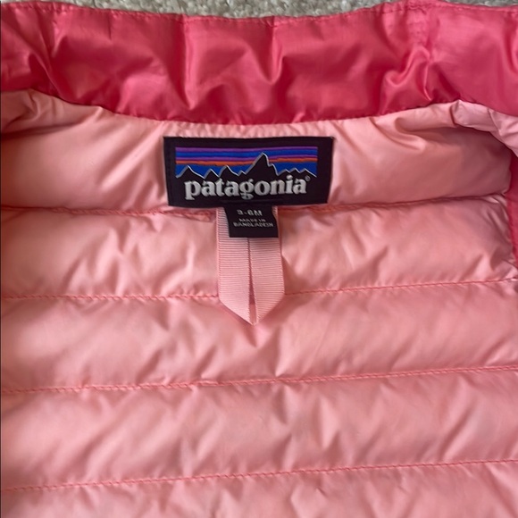 Patagonia baby 3-6m Pink Puffer Vest - Picture 2 of 3